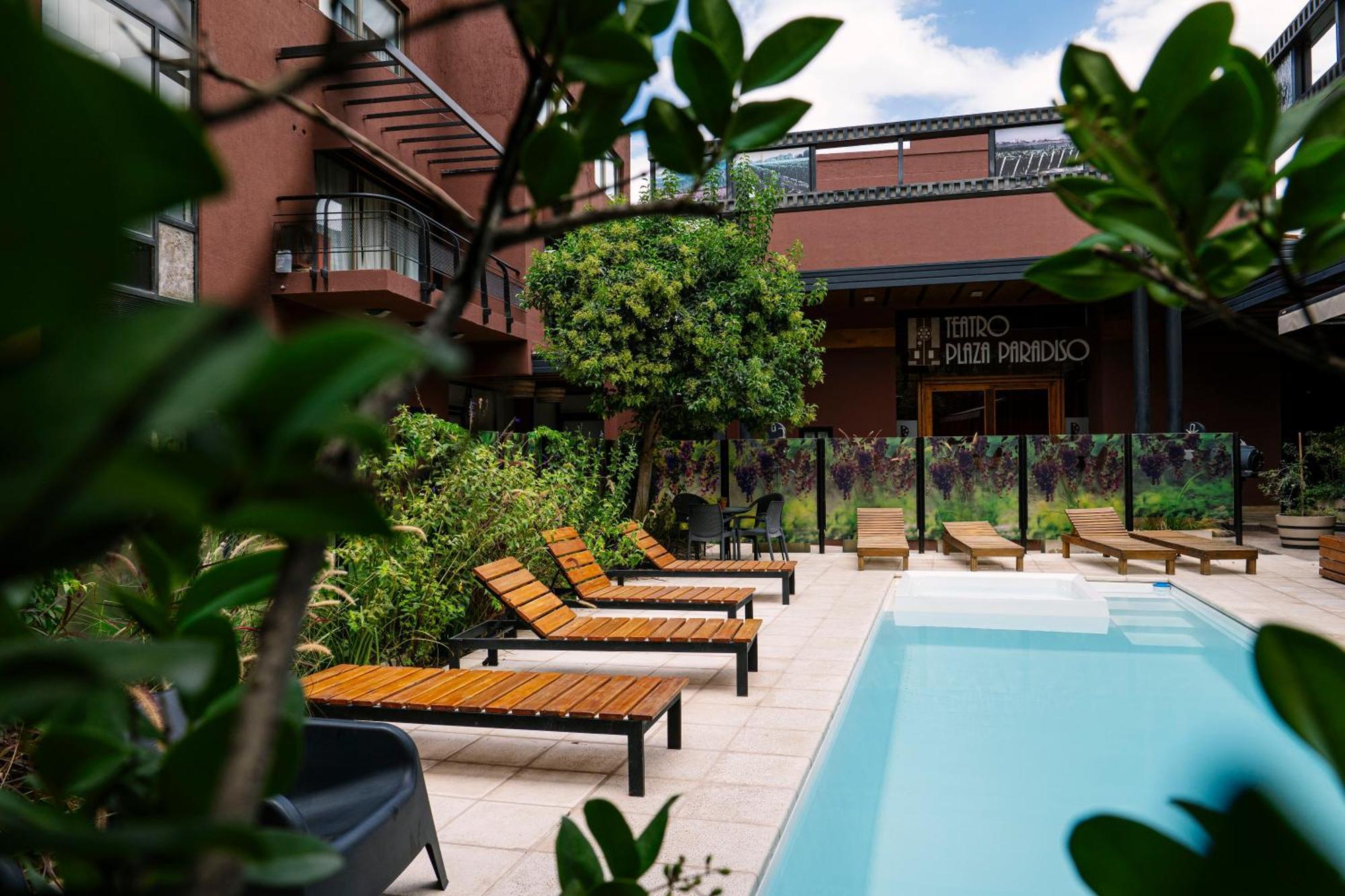 Plaza Paradiso Petit Hotel Chacras de Coria Exterior photo